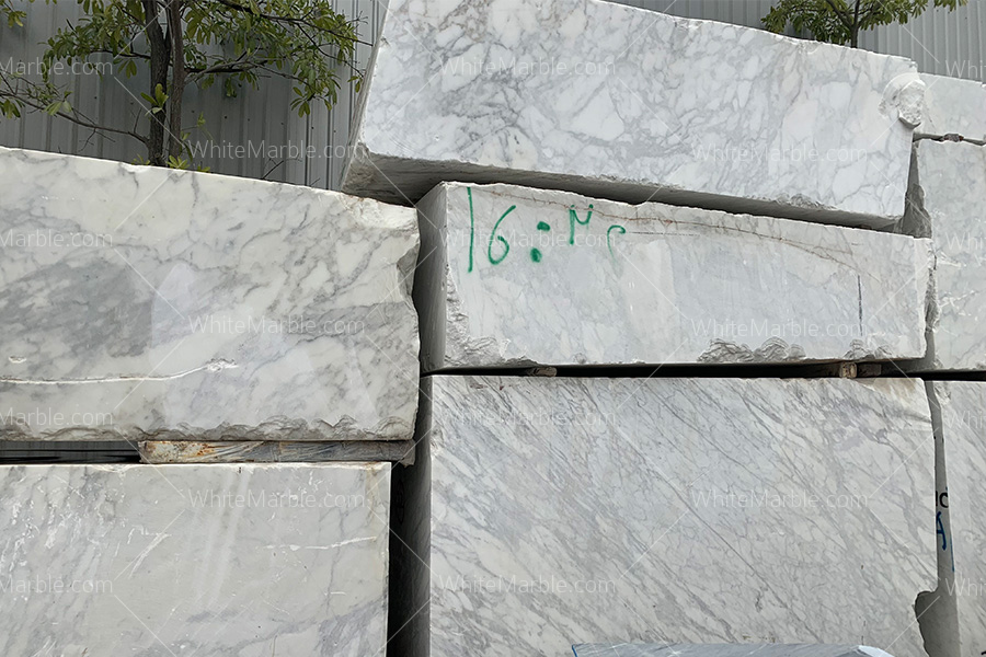 Carrara White 33