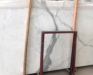 Calacatta Marble 14